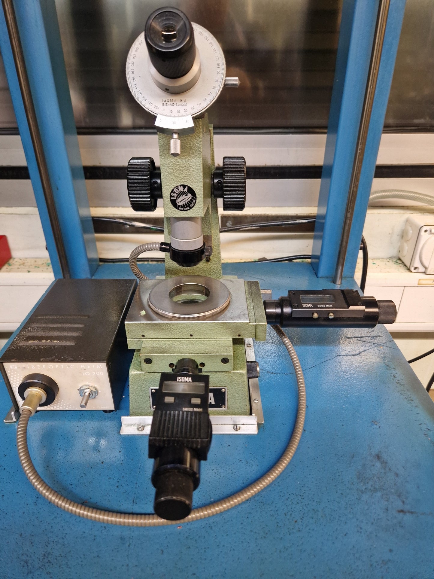 023448 - ISOMA Microscope de mesure