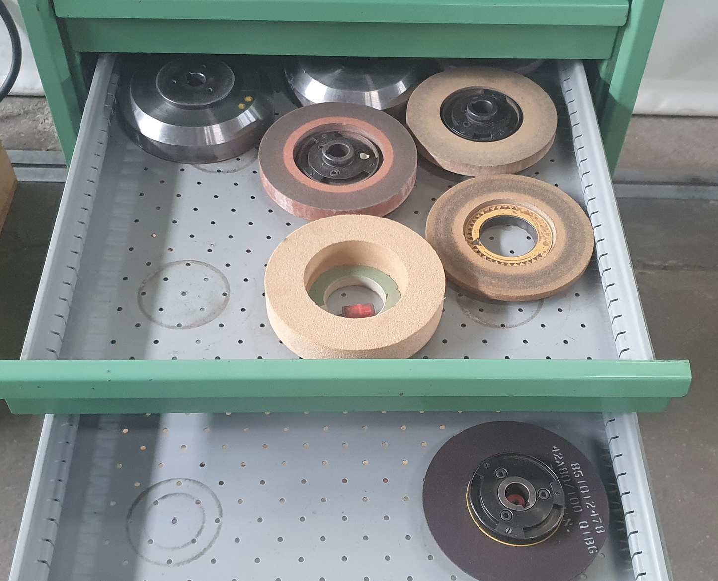 Image for product 9923990782291