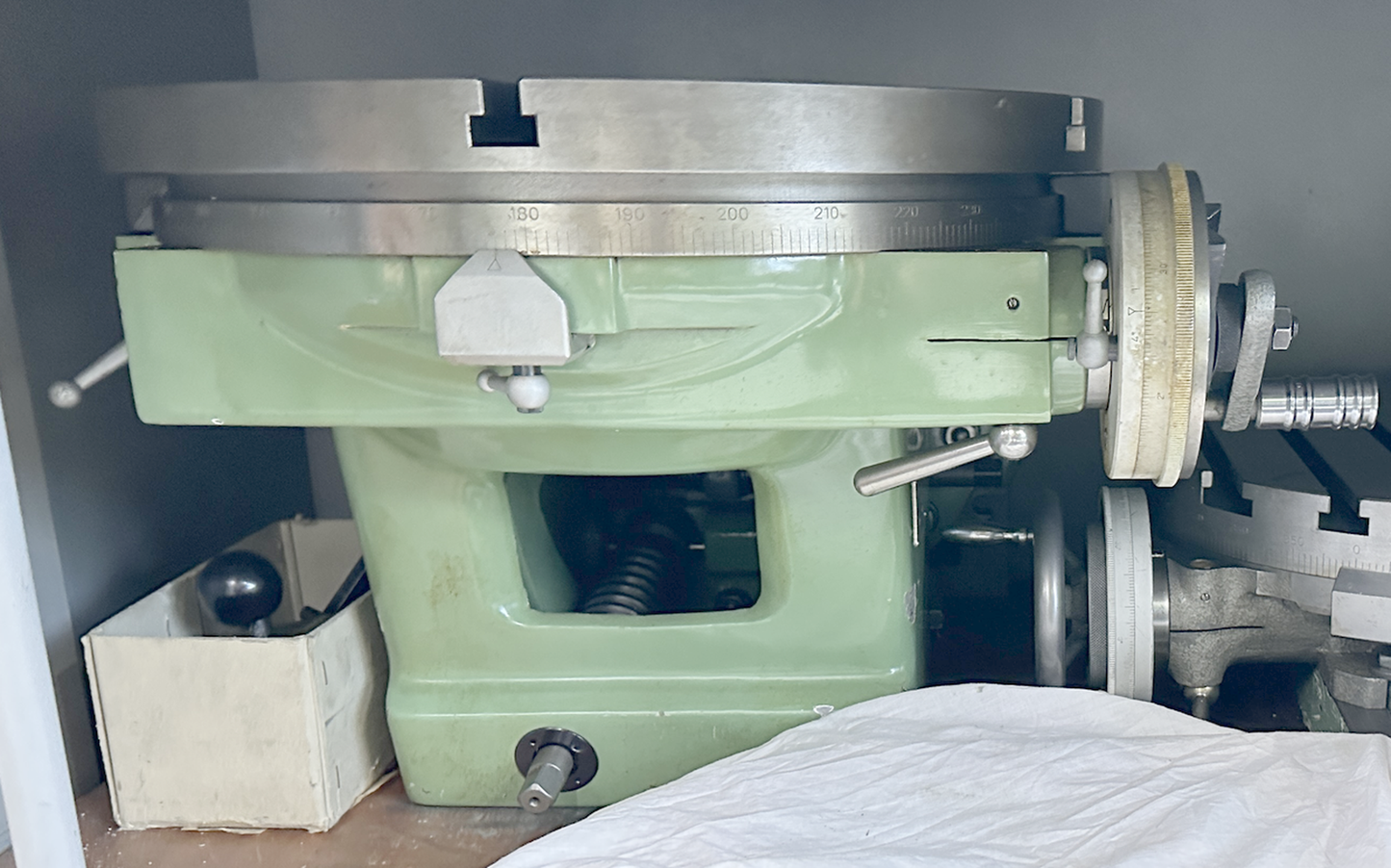 Image for product 9924067656019