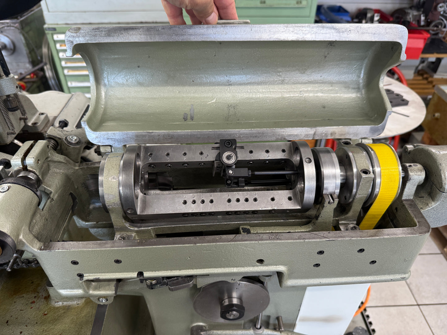 Image for product 9923664150867