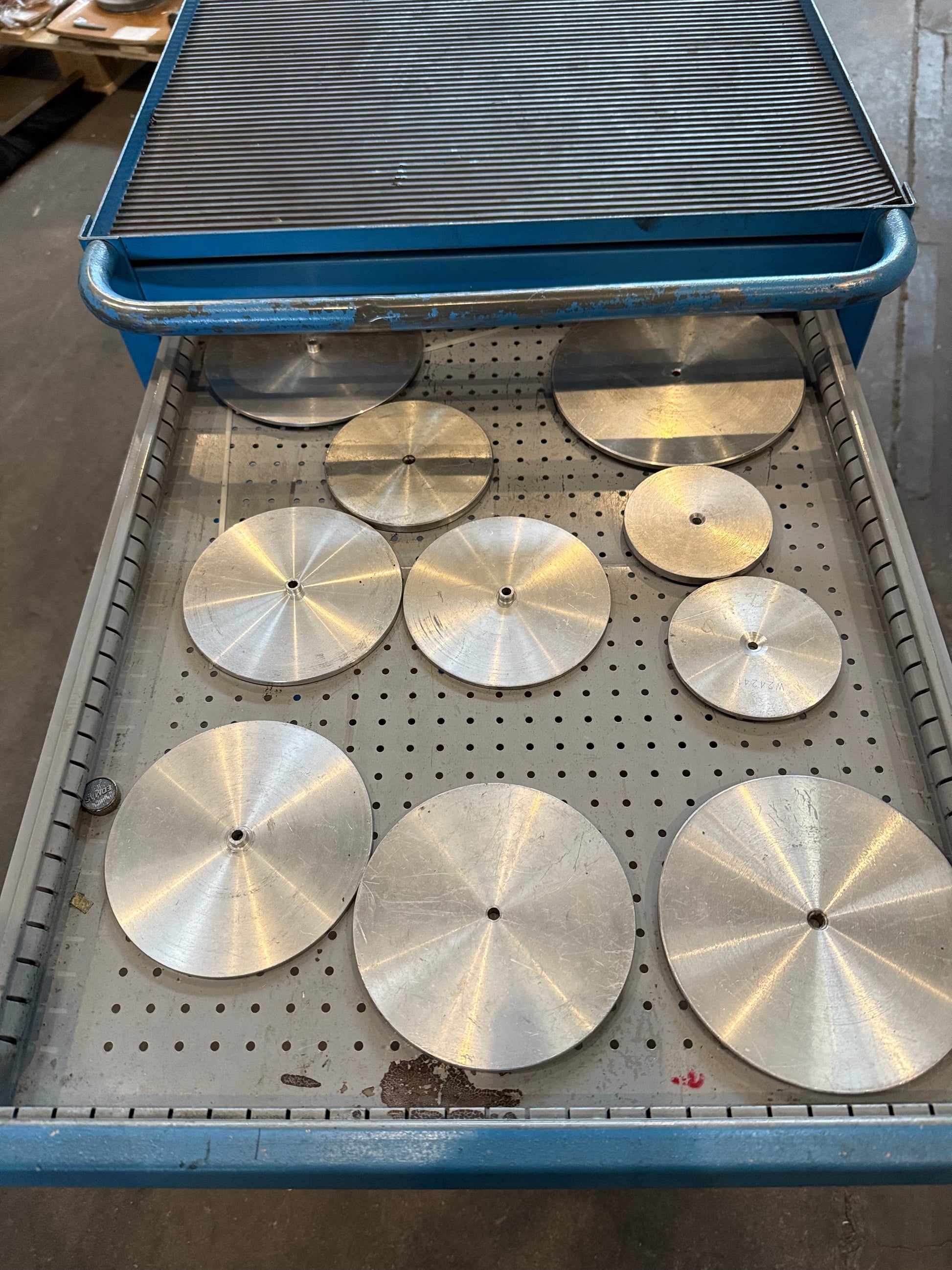 Image for product 9923409543507