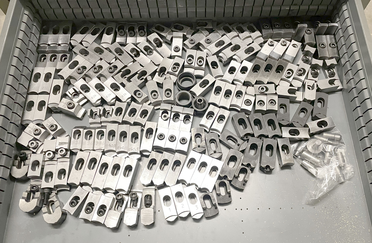 Image for product 9924113629523