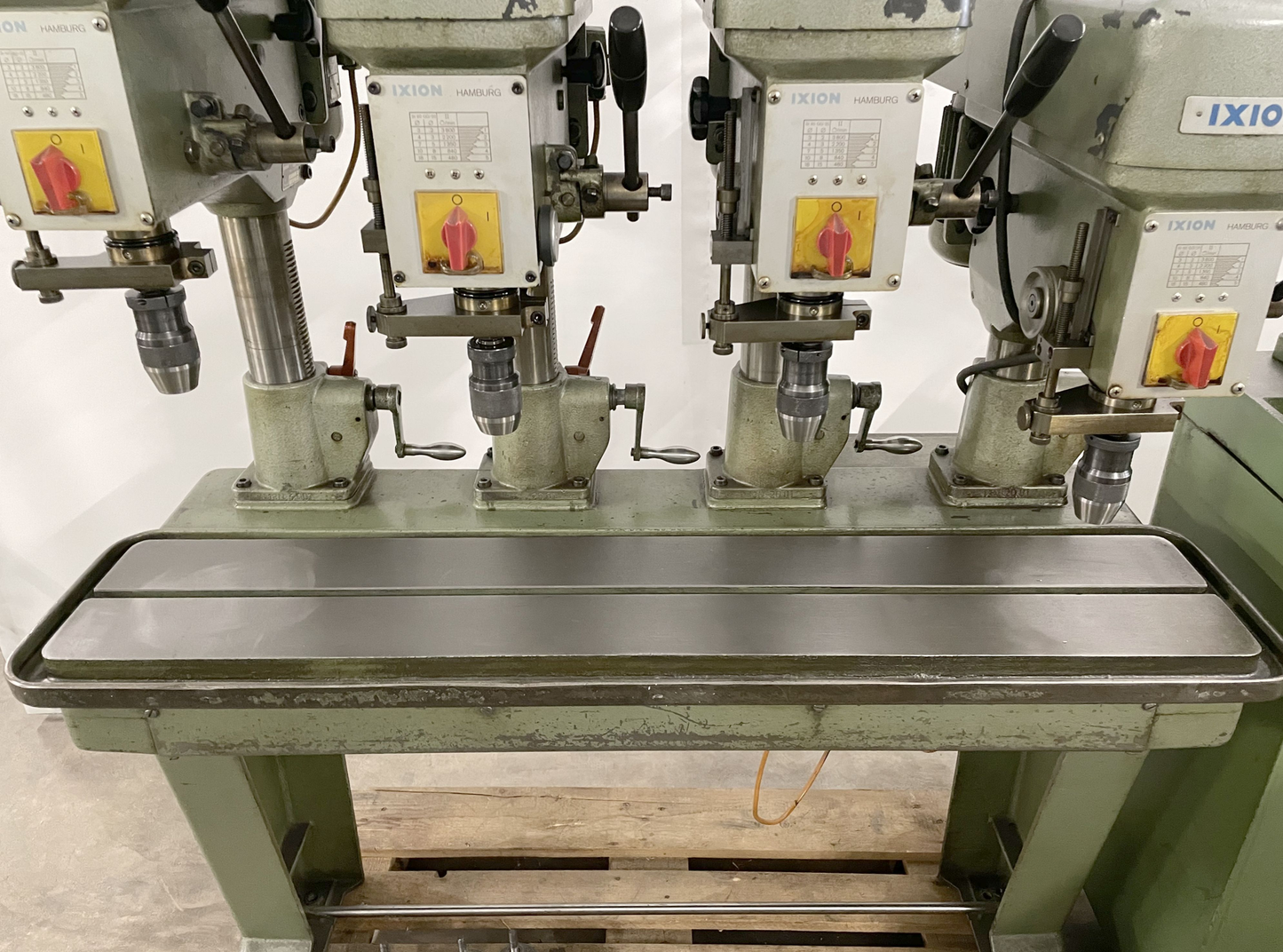 Image for product 9923778675027