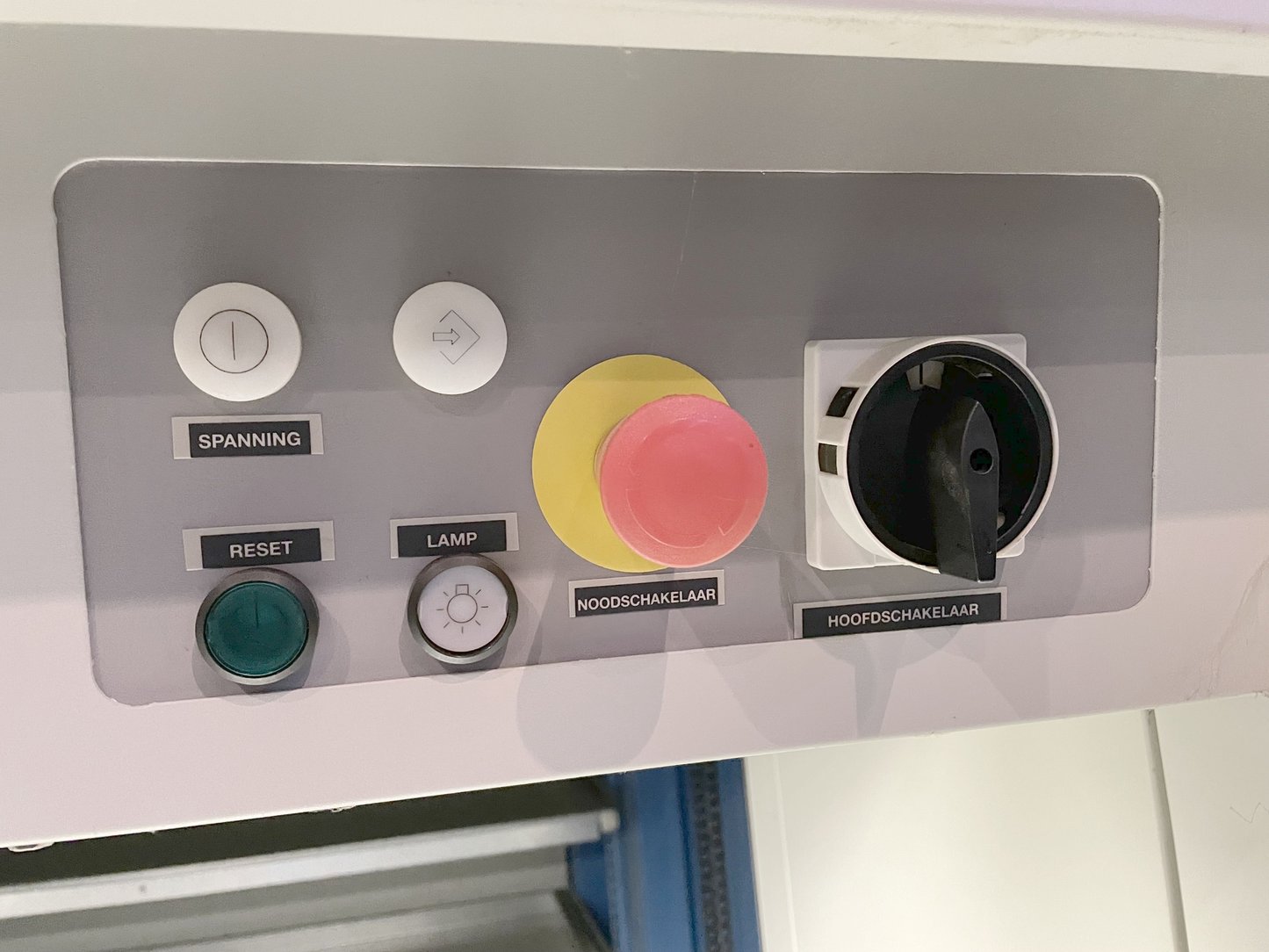 Image for product 9923749544275