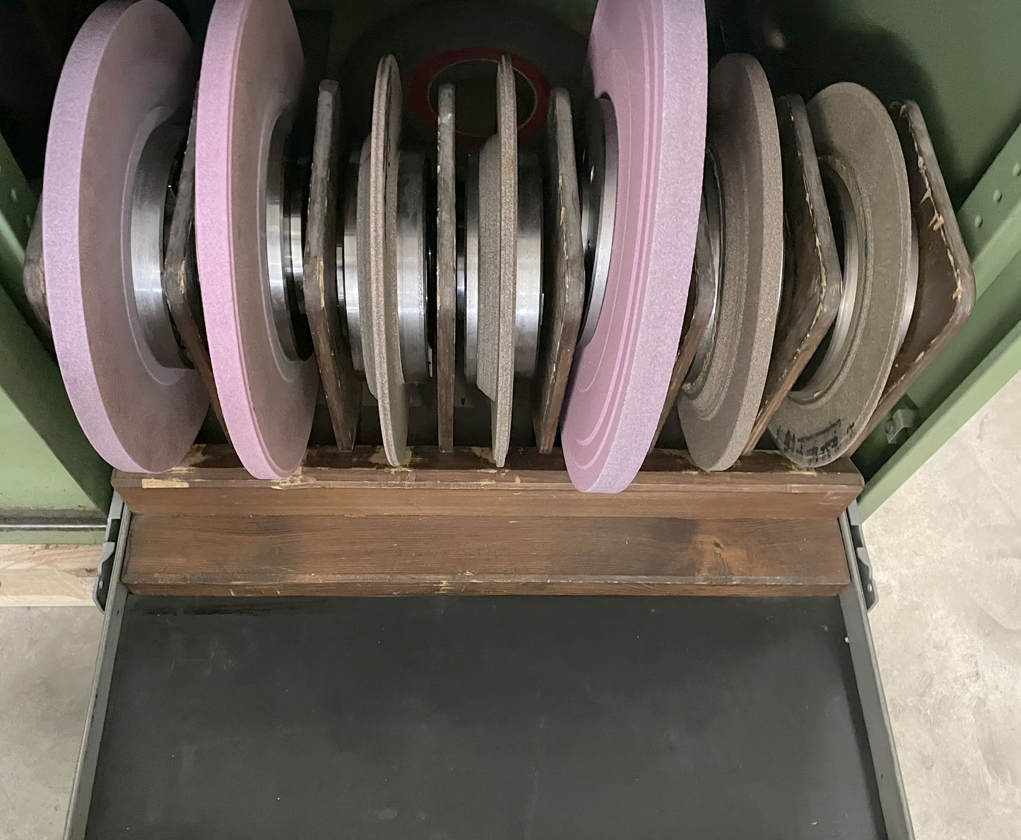 Image for product 9924070277459