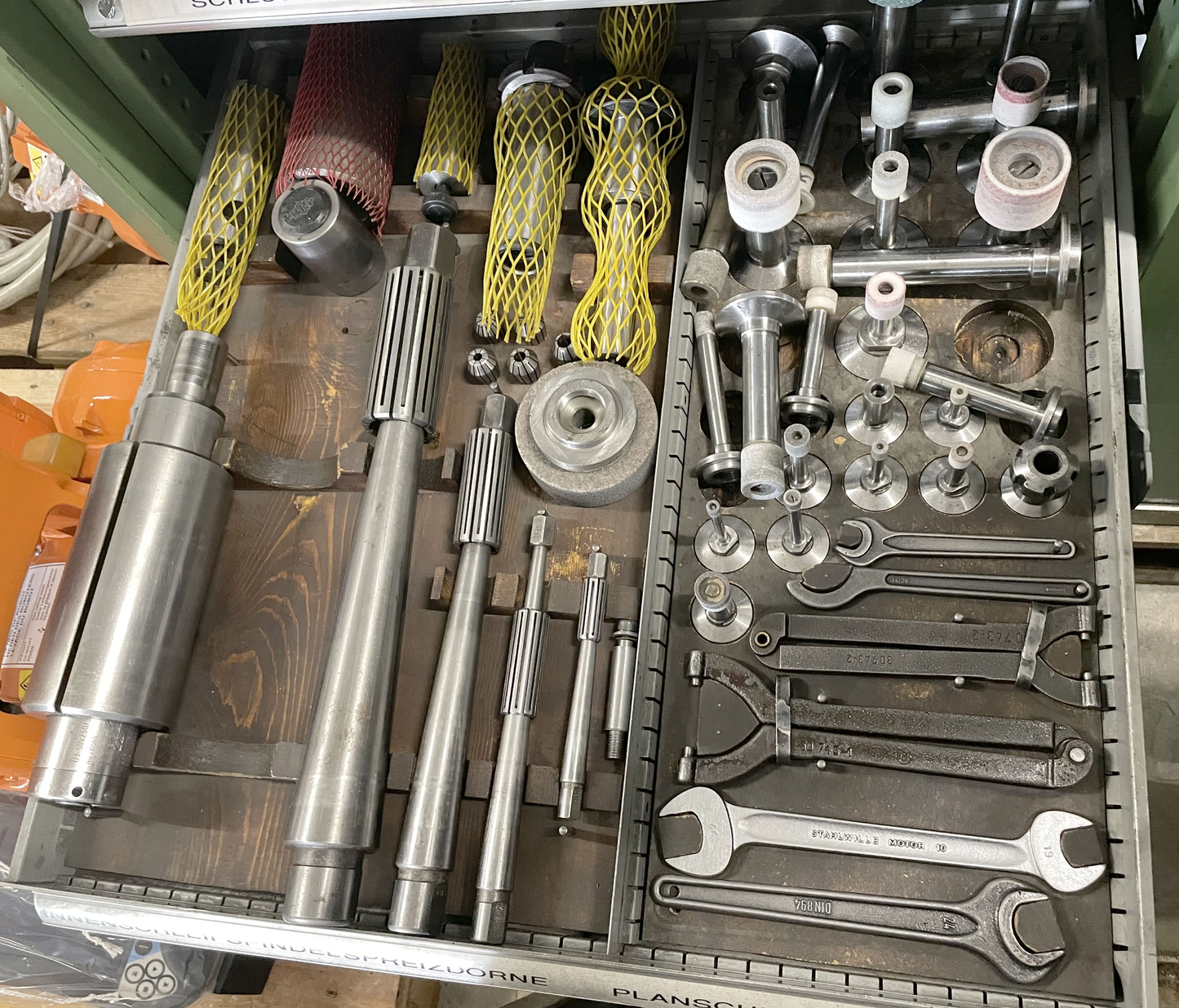 Image for product 9924070277459