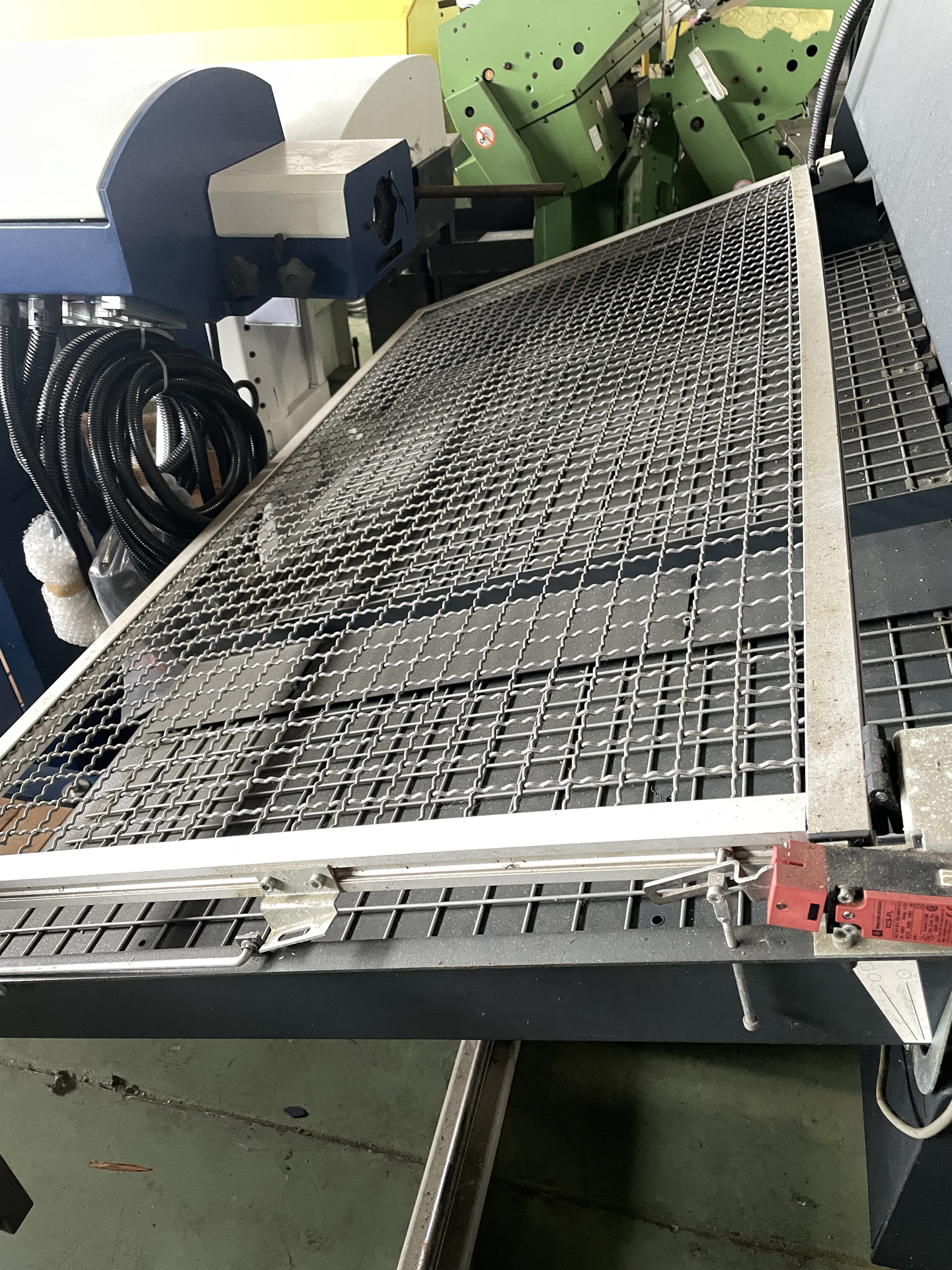 Image for product 9923766714707