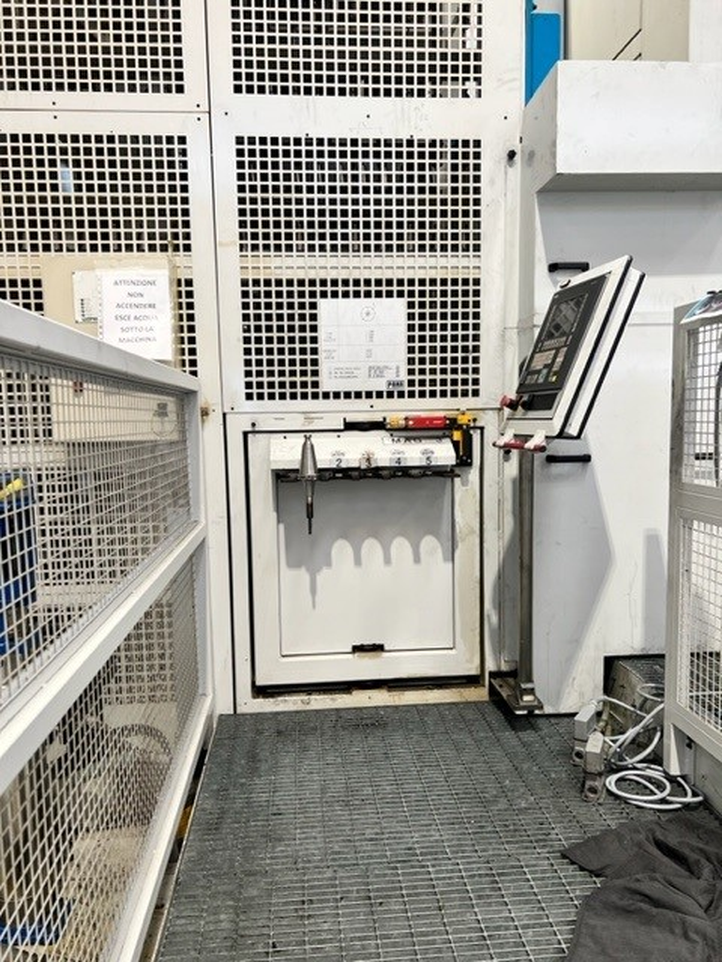 Image for product 9924075553107