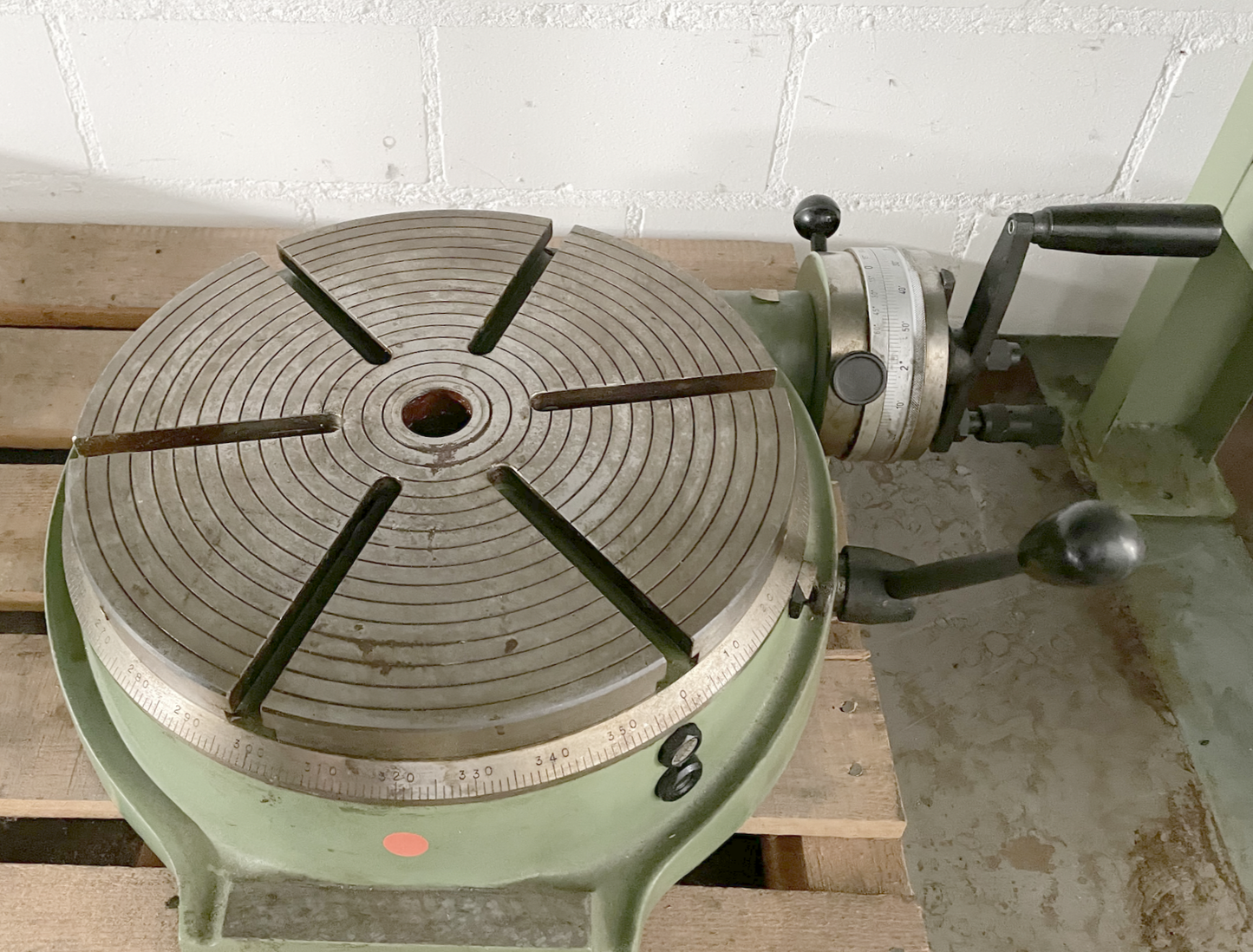 Image for product 9924331077971