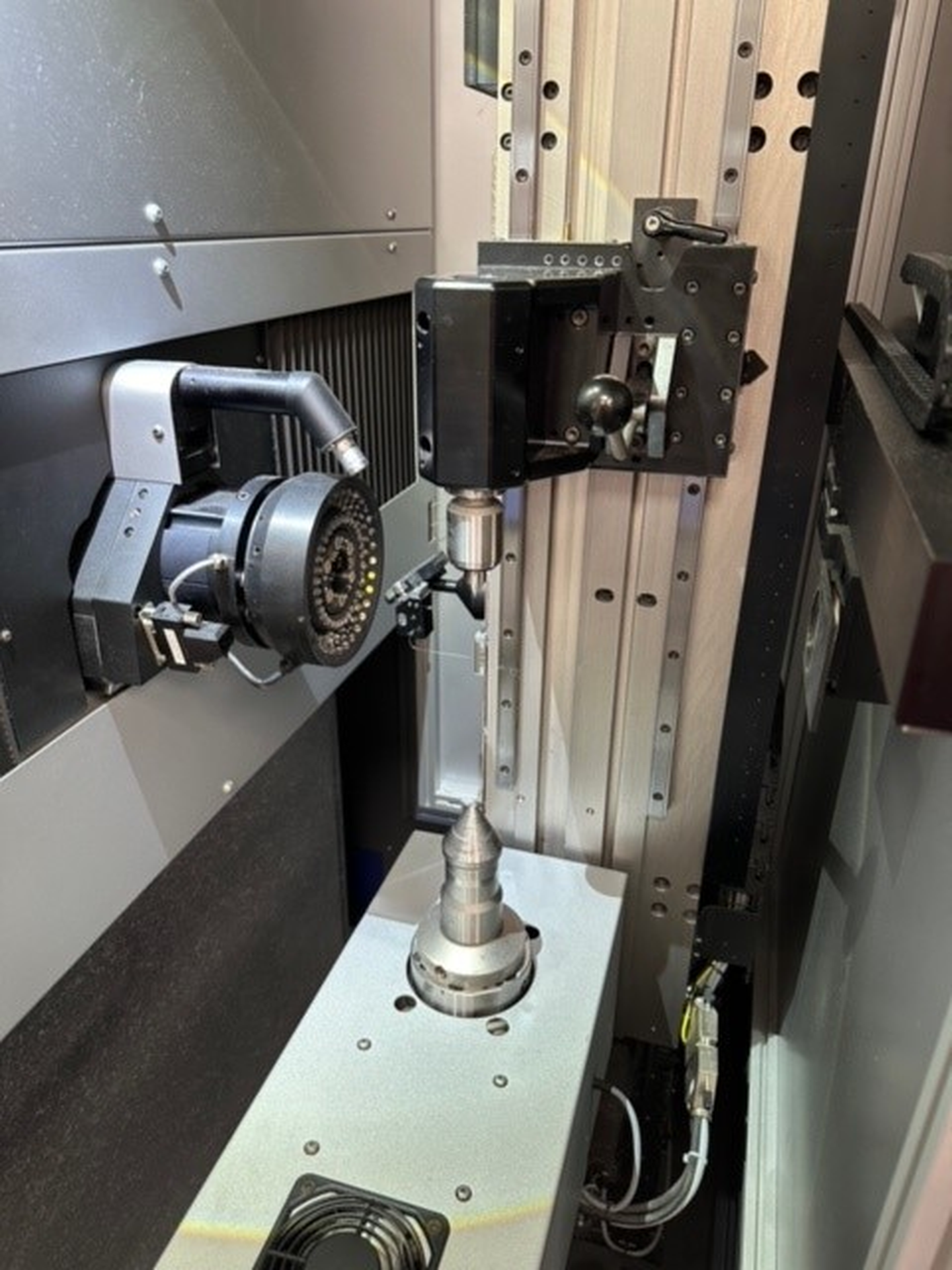 Image for product 9923724443987