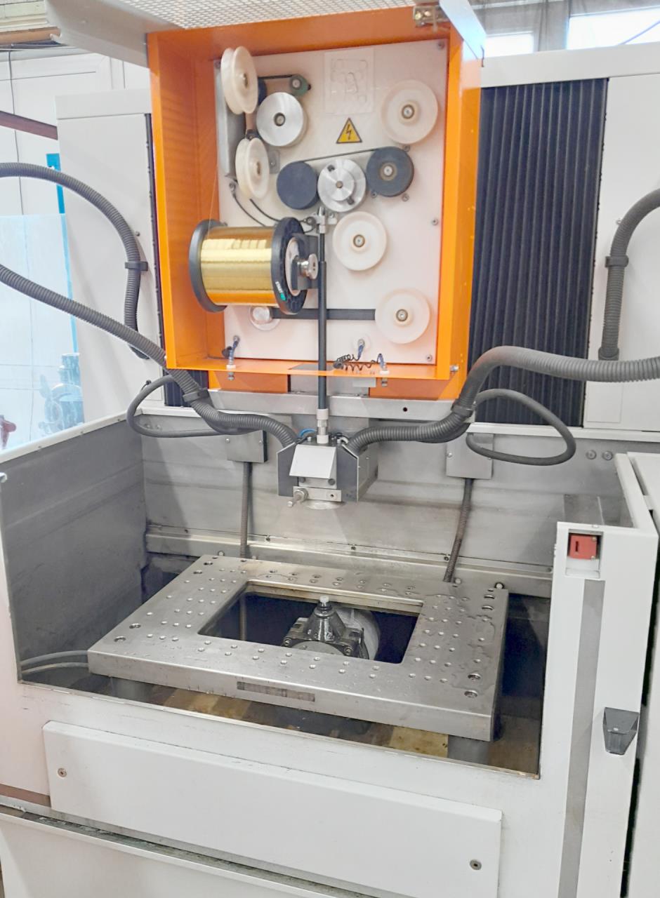 Other Machines/Wire cutting machine