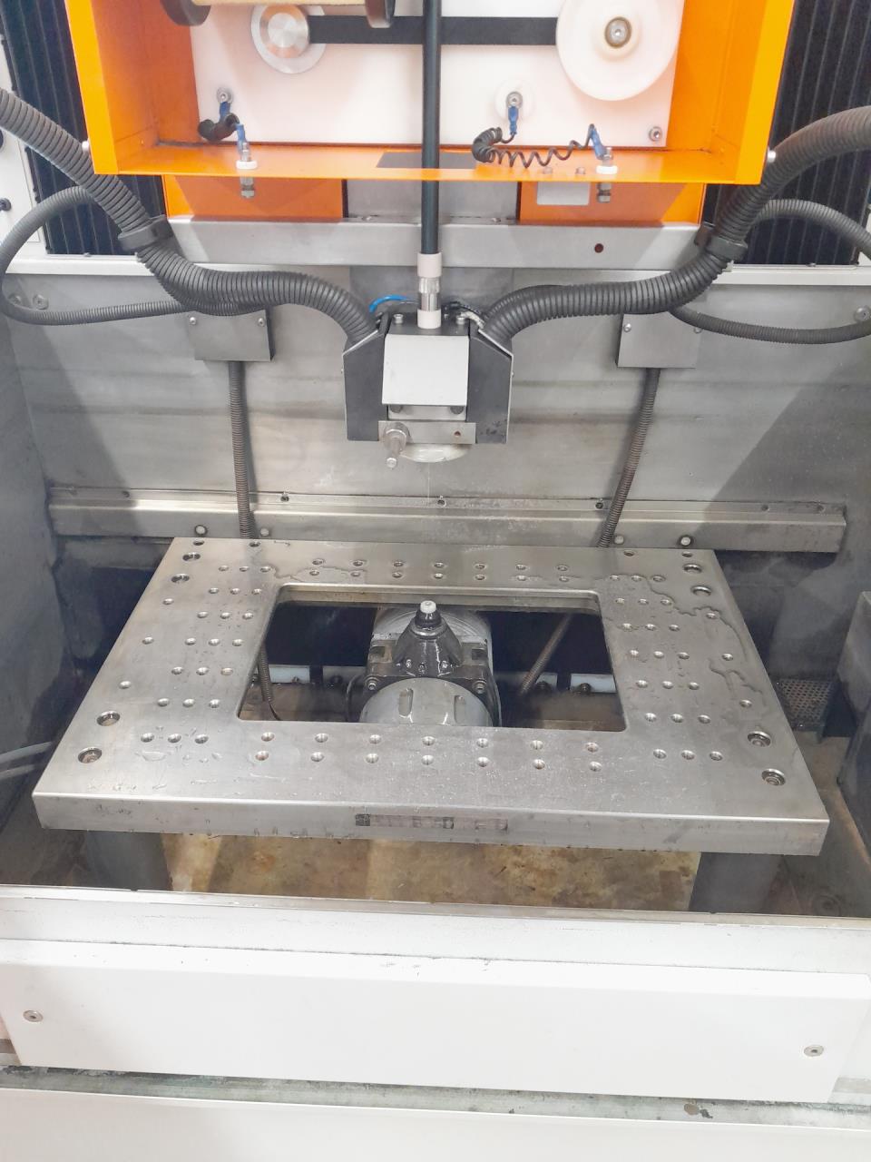 Other Machines/Wire cutting machine