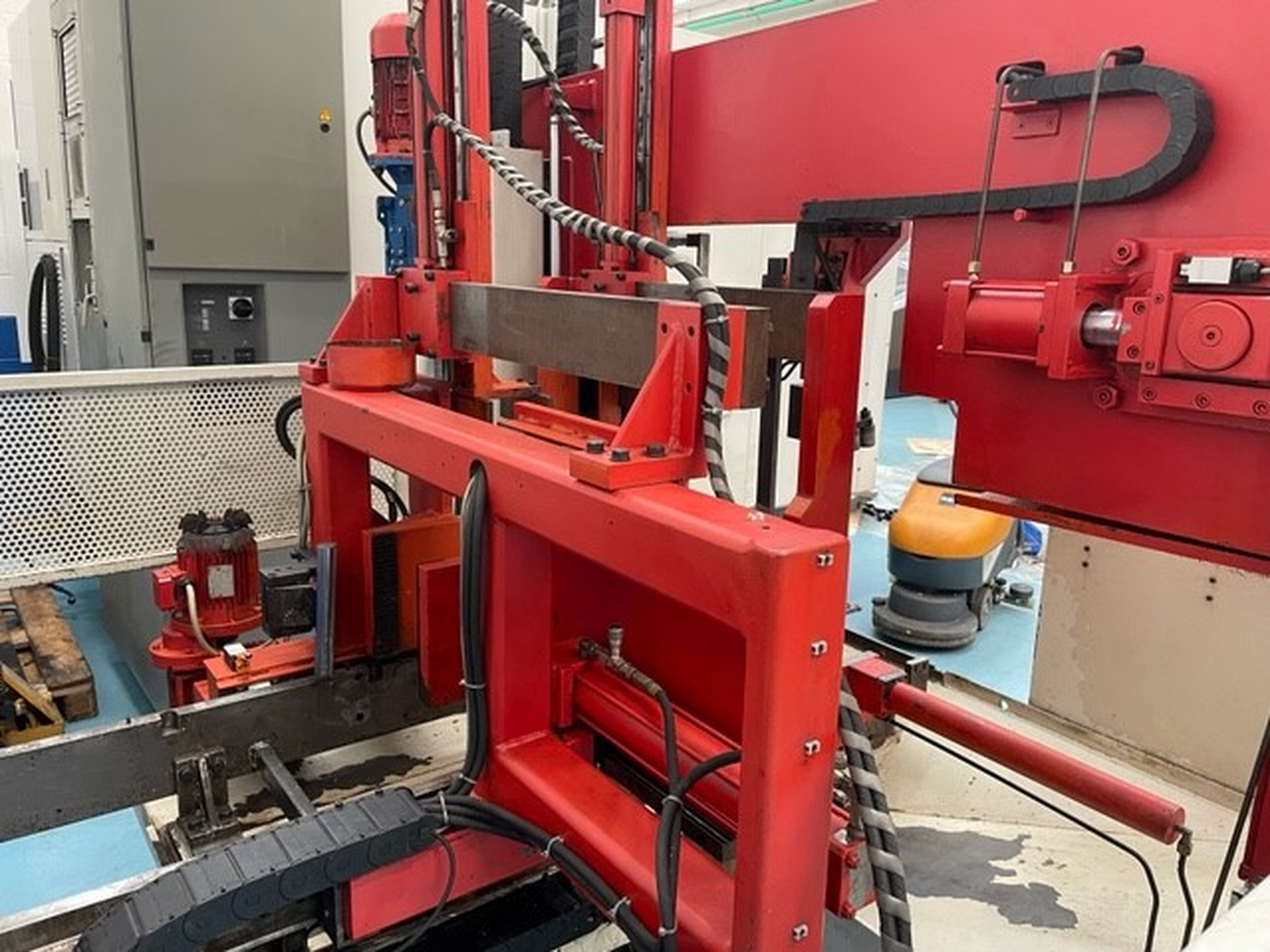 New And Used Machine Tools & Equipment