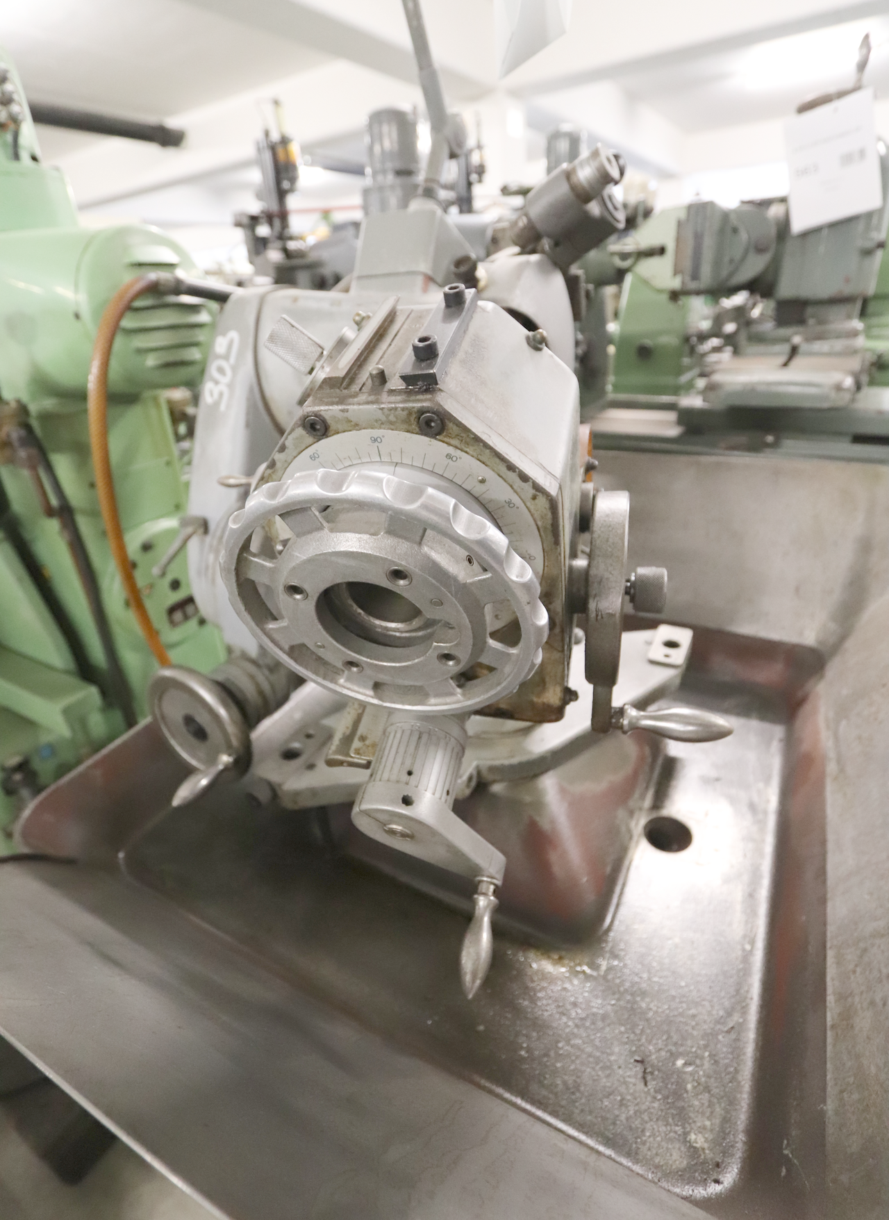 New And Used Machine Tools & Equipment