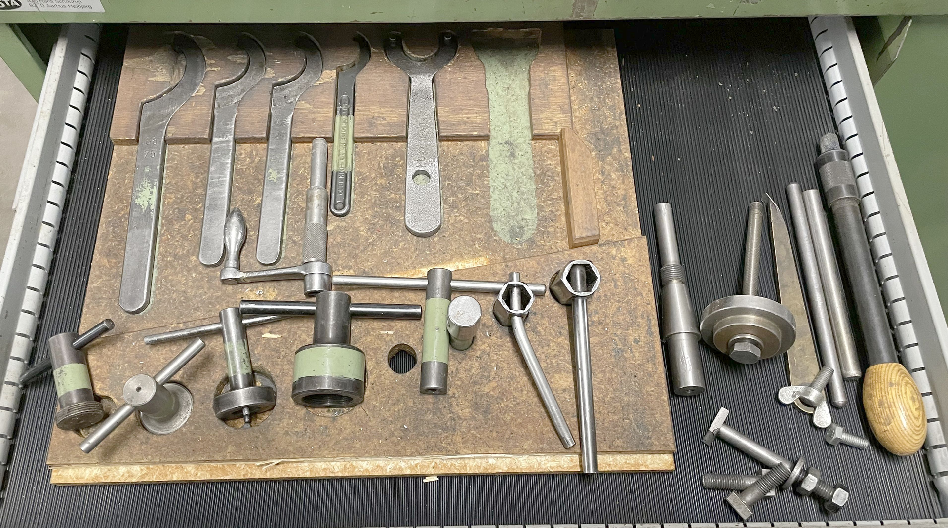 New And Used Machine Tools & Equipment