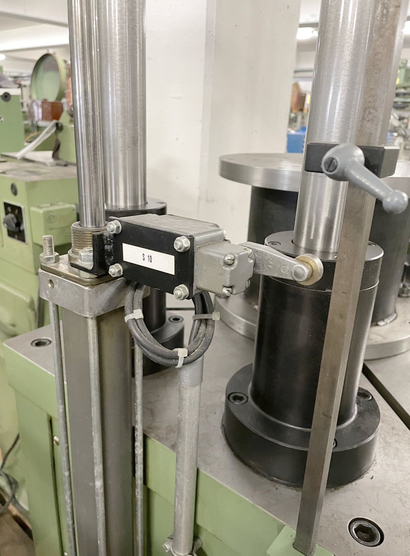 New And Used Machine Tools & Equipment