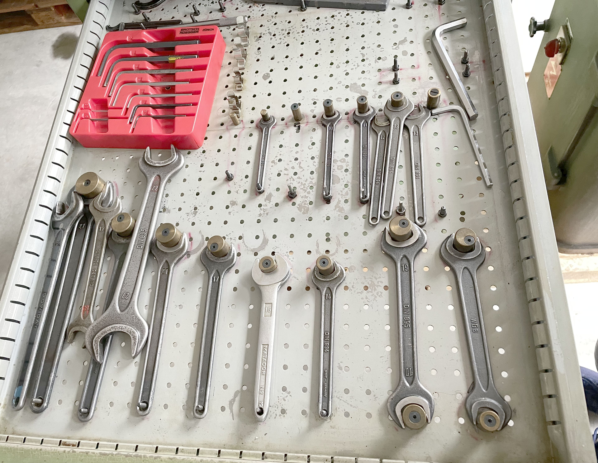 New And Used Machine Tools & Equipment