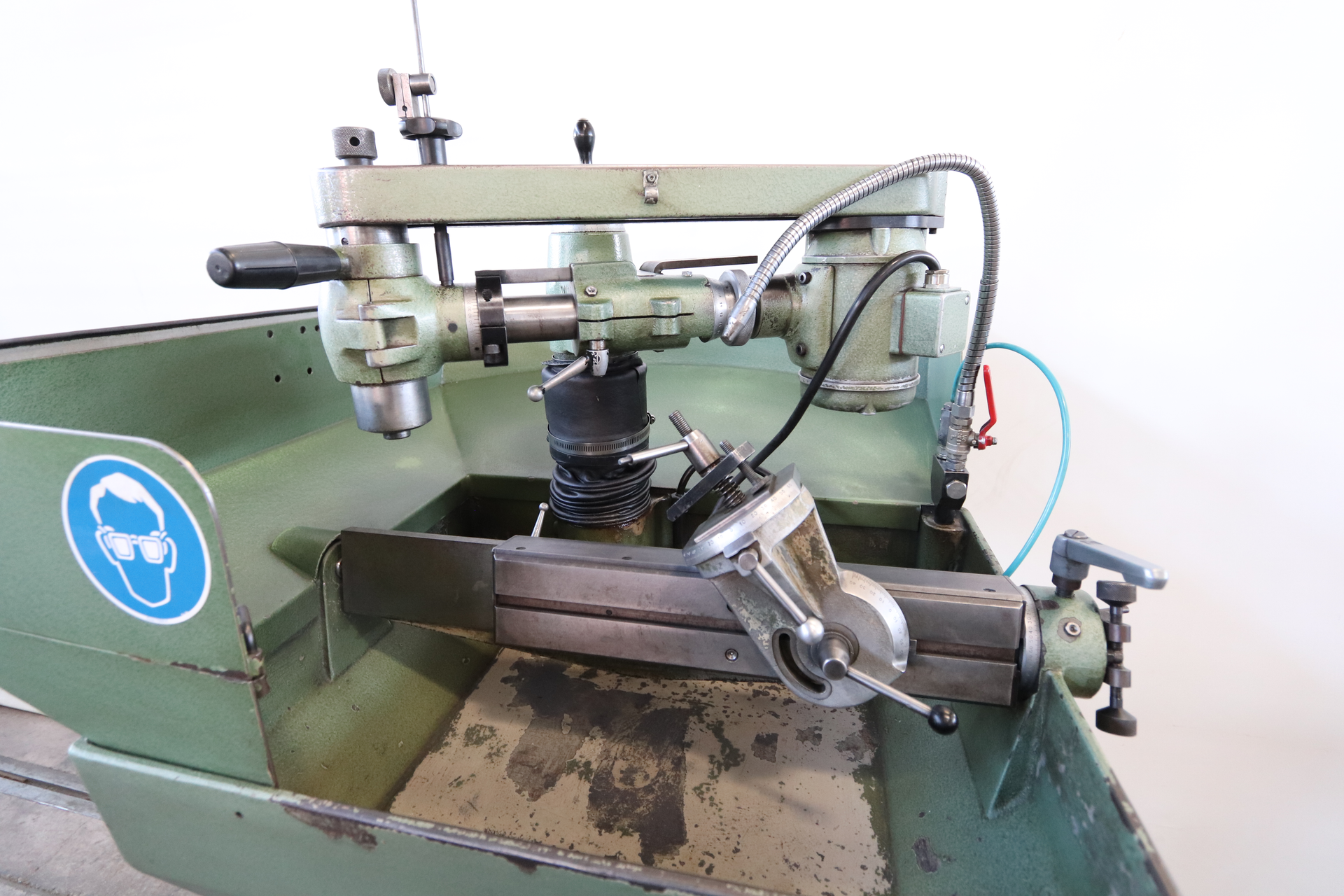 New And Used Machine Tools & Equipment